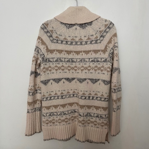 Eddie Bauer Women's Cardigan - Picture 3 of 6